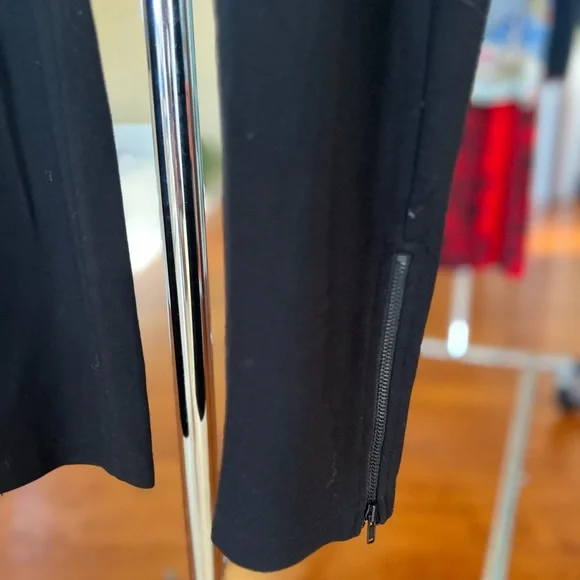 Cabi Black Ponte Knit Riding Pants Skinny Ankle Leggings 999 Sz M - Picture 6 of 7